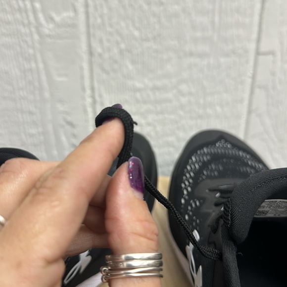 Under Armour Women’s Charged Bandit size 10.5 - Picture 16 of 16